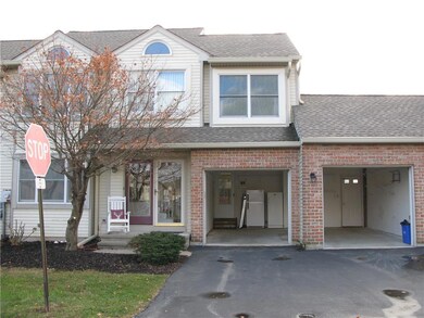 174 Ridings Cir, Macungie, PA 18062 - photo 2