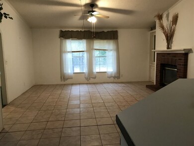 79 Rutland Rd, Crawfordville, FL 32327 - photo 4