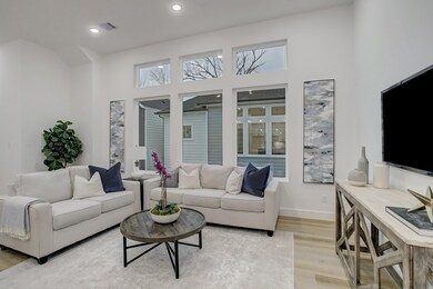 107 W Whitney St unit B, Houston, TX 77018 - photo 7