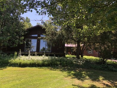 82 Mountain St, South Deerfield, MA 01373 - photo 2