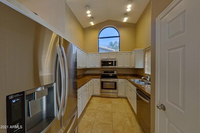 937 N Seaborn Ln Gilbert AZ-print-013-01