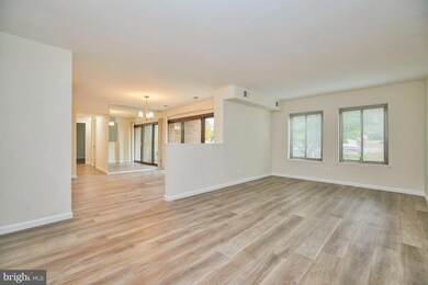 11323 Commonwealth Dr unit 4, Rockville, MD 20852 - photo 6