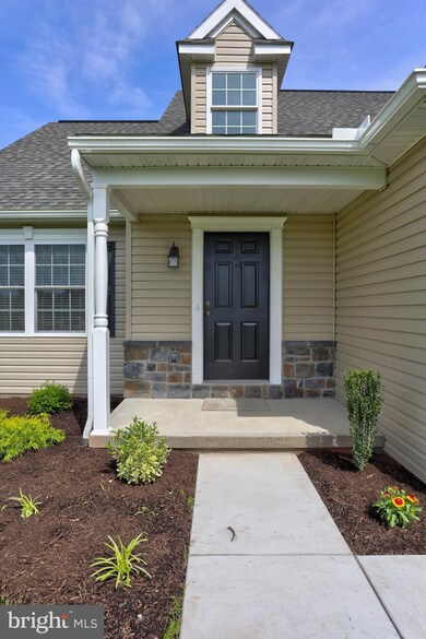 201 Abbey Ln, Narvon, PA 17555 - photo 5