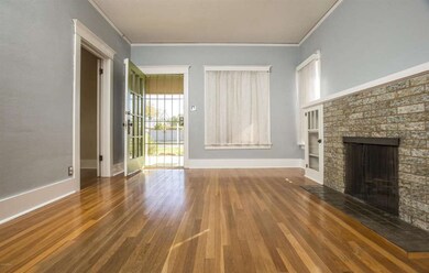 Livingroom 3