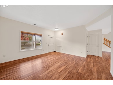 328 NW Sherman St, Sheridan, OR 97378 - photo 6