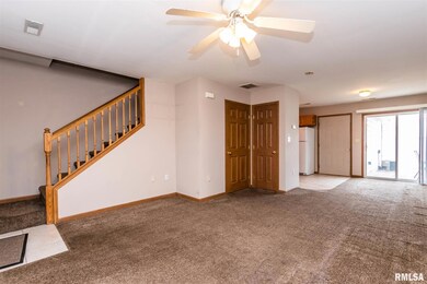 3843 W Palmyra Ct unit 2, Peoria, IL 61604 - photo 3