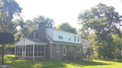 510 S Maple Ave, Purcellville, VA 20132 - photo 2