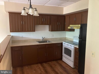 102 Delaware Rd unit 2, Riegelsville, PA 18077 - photo 5