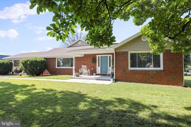 19926 Jefferson Blvd, Hagerstown, MD 21742 - photo 4