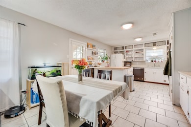 1008 Russell Ln, Bedford, TX 76022 - photo 7