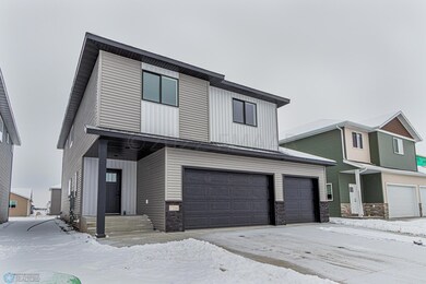 7334 27th St S, Fargo, ND 58104 - photo 3