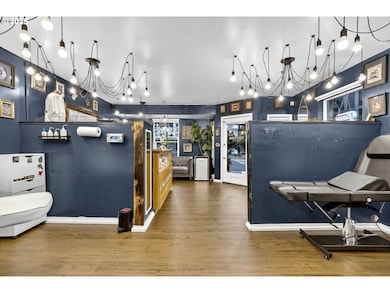 1104 SW Columbia St unit 1, Portland, OR 97201 - photo 4