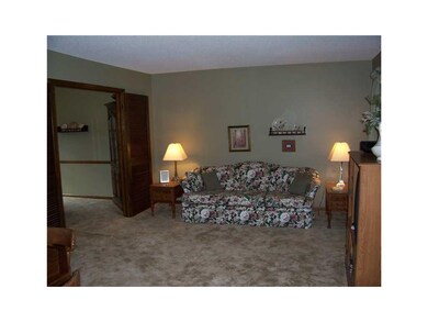 Living Room-L1.