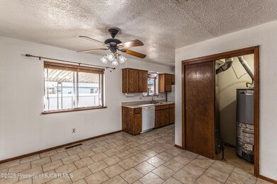 319 N Moore St, Bloomfield, NM 87413 - photo 7