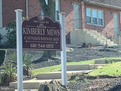 600 28 A & B Grant Rd, Folcroft, PA 19032 - photo 2