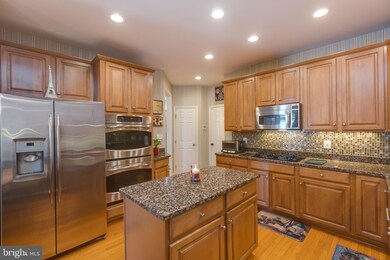 13799 Lowe St, Chantilly, VA 20151 - photo 3