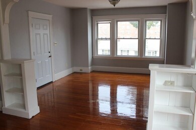 30 Loxwood St unit 2, Worcester, MA 01604 - photo 2