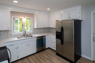 69 Bartlett Ave, Somersworth, NH 03878 - photo 7