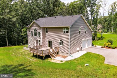 1083 Claypipe Dr, Huntingtown, MD 20639 - photo 2