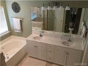Master Bathroom Garden Tub