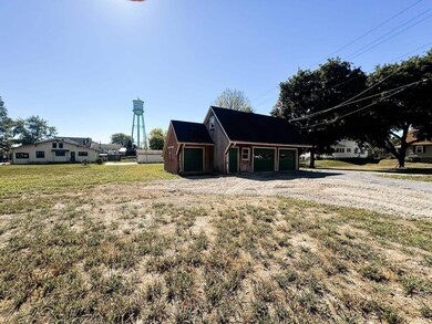 215 N State St, South Whitley, IN 46787 - photo 6