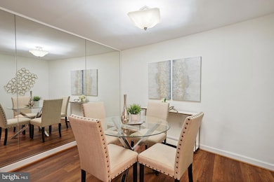 The Dresden unit 17, Washington, DC 20008 - photo 6