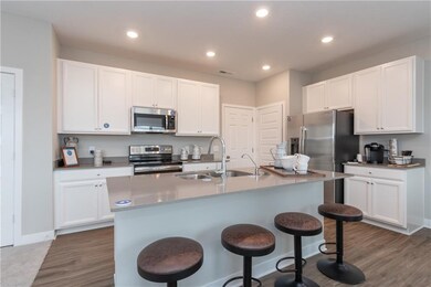 381 Switchgrass Ln, Whiteland, IN 46184 - photo 3