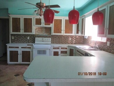 11708 Victoria Place, Oklahoma City, OK 73120 - photo 4