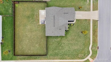 7877 Timberview Ct, Franklin, OH 45005 - photo 4