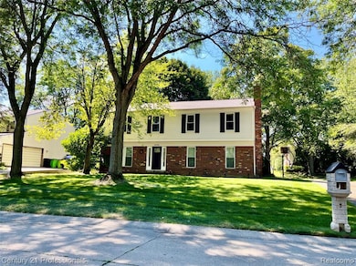 5720 Beauchamp, West Bloomfield, MI 48322 - photo 6