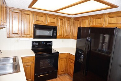 18 Scarborough Ln, Bella Vista, AR 72715 - photo 3