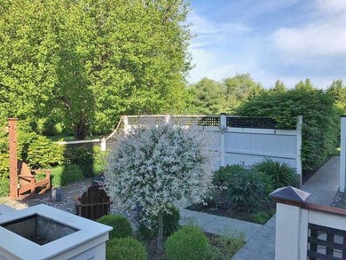 391 Kettle Pond Dr, Wakefield, RI 02879 - photo 7