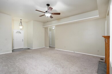 651 S Bridgewood Cir-7