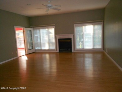 337 Escoll Dr, East Stroudsburg, PA 18301 - photo 3