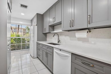 13942 Via Flora unit B, Delray Beach, FL 33484 - photo 5