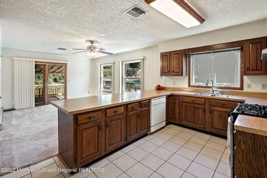 08-Kitchen to Family