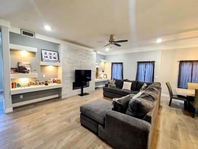 13580 Lawkland St, Horizon City, TX 79928 - photo 6