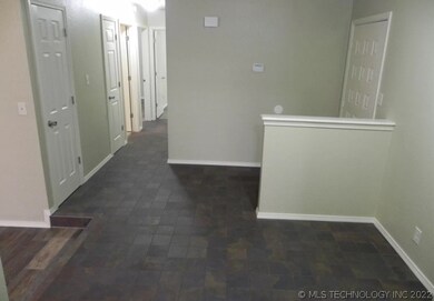 1238 E 144th St, Glenpool, OK 74033 - photo 4