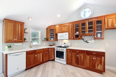 184 Sisson Rd, Harwich, MA 02645 - photo 6