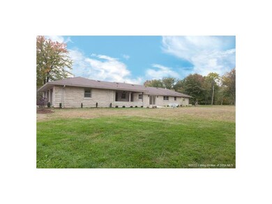 3602 Green Valley Rd, New Albany, IN 47150 - photo 4