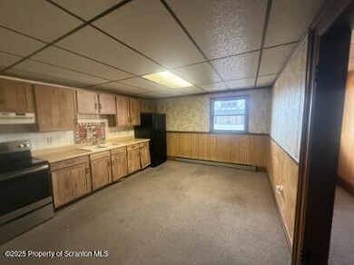 1301 Main St unit 2, Scranton, PA 18519 - photo 2