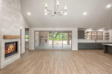 4926 Viejo Ct, Granbury, TX 76049 - photo 3