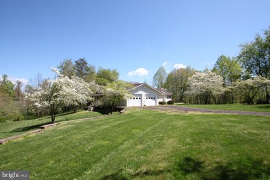 192 Sharp Rock Rd, Sperryville, VA 22740 - photo 3