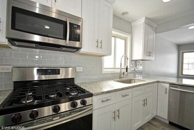 2093 Locust St, Des Plaines, IL 60018 - photo 7