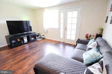 4333 Isleswood Terrace, Burtonsville, MD 20866 - photo 3