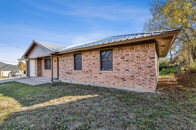 1614 Madison St, Weatherford, TX 76086 - photo 4