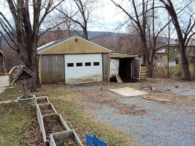 42 Riverview Dr, Lock Haven, PA 17745 - photo 2