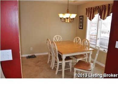 7413 Crabtree Dr, Louisville, KY 40228 - photo 5