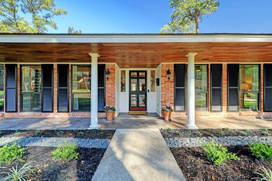 10010 Pine Forest Rd, Houston, TX 77042 - photo 4