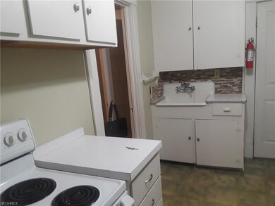 1612 Cleveland Ave NW unit 2, Canton, OH 44703 - photo 7